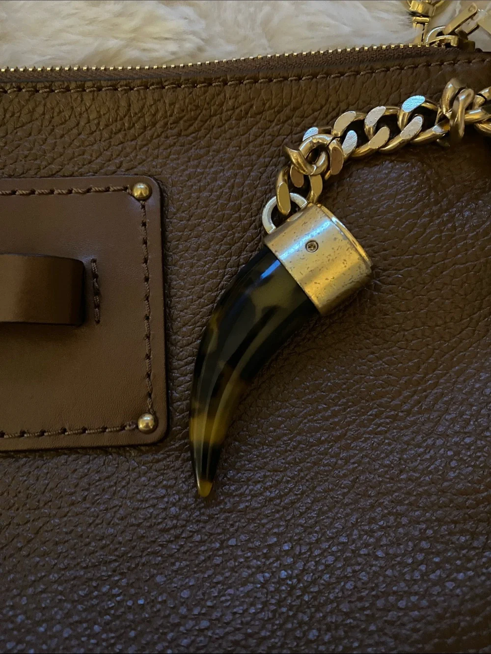Michael Kohl’s Brown Leather Shoulder Crossbody Bag with Gold Chain Accent - Picture 9 of 17